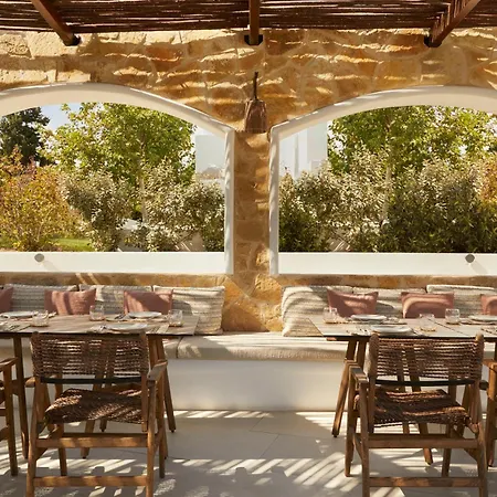 Absolute فندق كوتاري